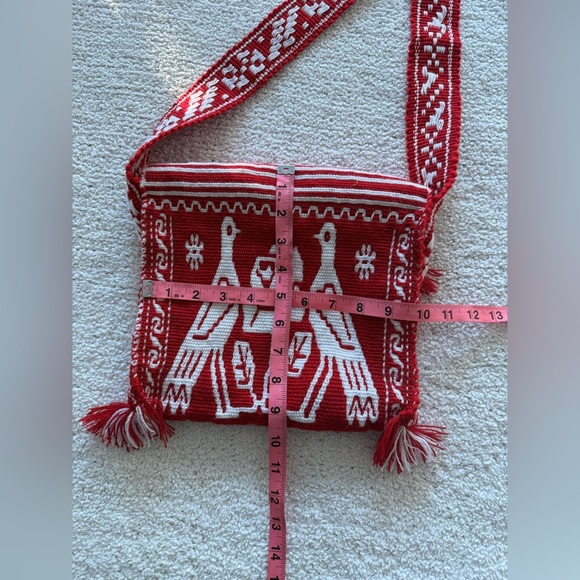 Mexican Tenango Embroidery Handcrafted Reversible Shoulder Bag Red Ivory W/Frill - Picture 5 of 10